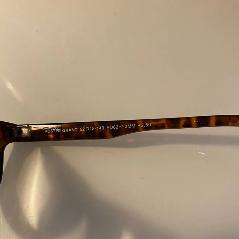 Foster Grant tortoise reading‎ glasses